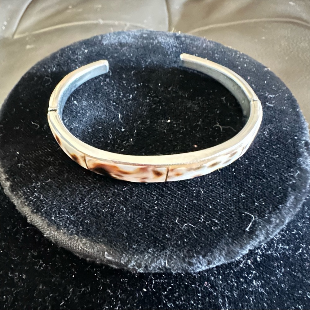 Shell Silver Tone Metal Cuff Bracelet - image 3